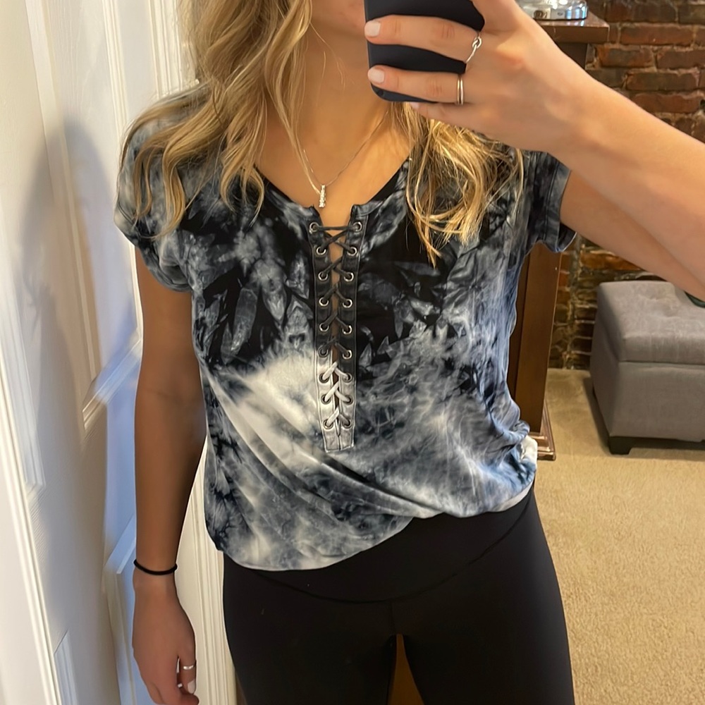 American Eagle shirt